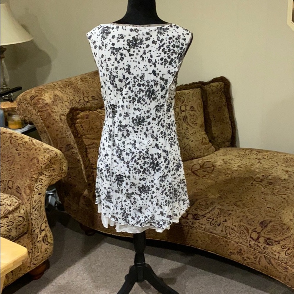 Dress/top - Picture 3 of 4